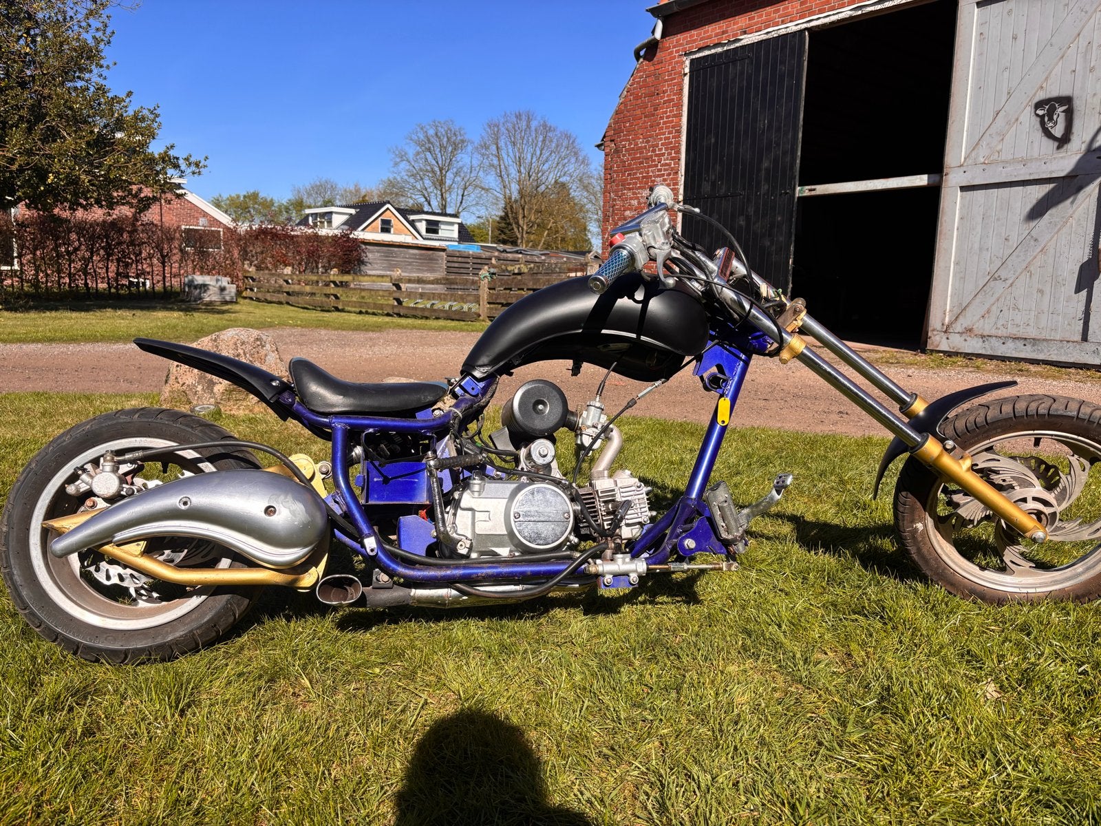 Unieke Custom Chopper Brommer - Blauw/Goud, Fietsen en Brommers, Minibikes, Midibikes en Pitbikes, Ophalen, Gebruikt, Schijfrem