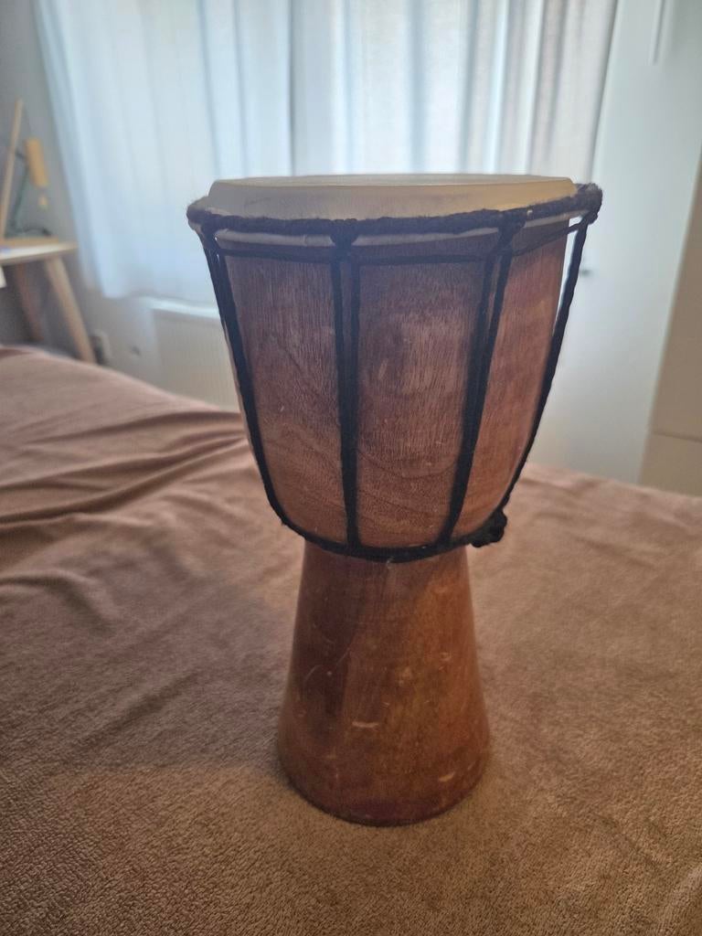 Kleine Djembe - 30 cm hoog, 16 cm diameter, Muziek en Instrumenten, Percussie, Ophalen, Gebruikt, Trommel