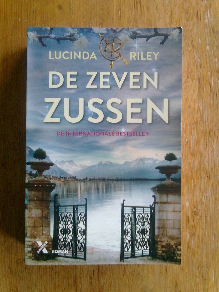 De Zeven Zussen / De Orchideeën tuin,  Lucinda Riley, Ophalen of Verzenden, Zo goed als nieuw