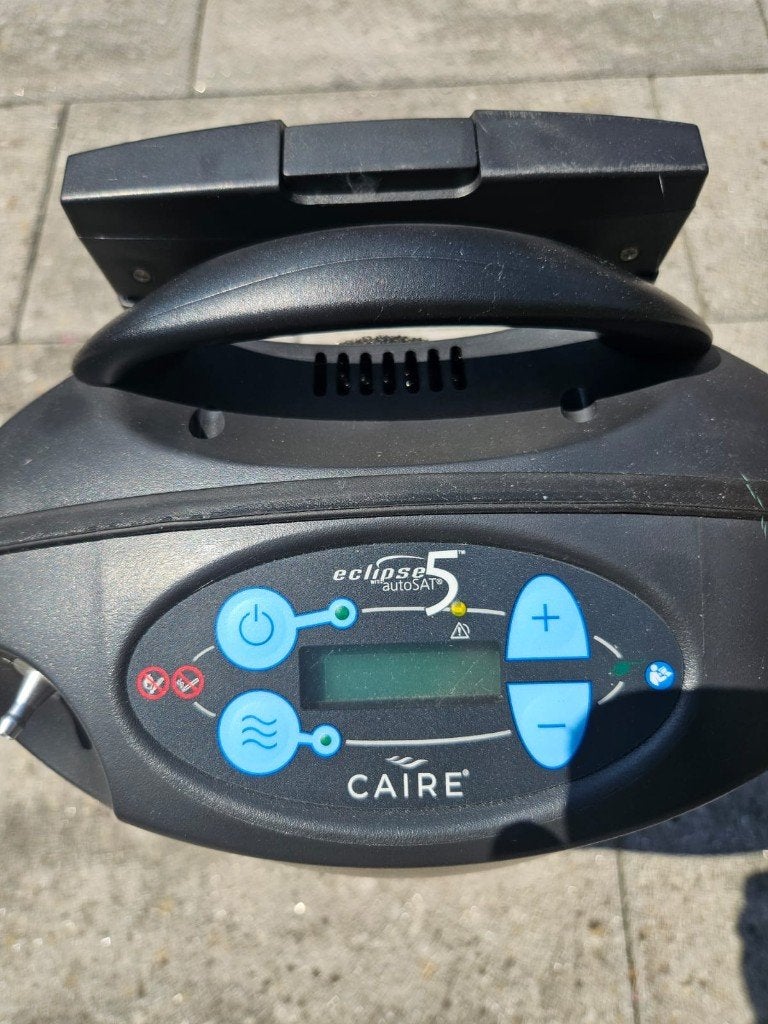 Draagbaar zuurstof concentrator Claire Eclipse 5, Diversen, Verpleegmiddelen, Ophalen, Zo goed als nieuw