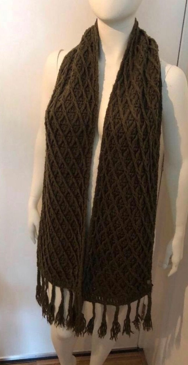 Protest shawl sjaal groen gebreid (ook muts), Verzenden, Zo goed als nieuw, Maat 46/48 (XL) of groter, Sjaal