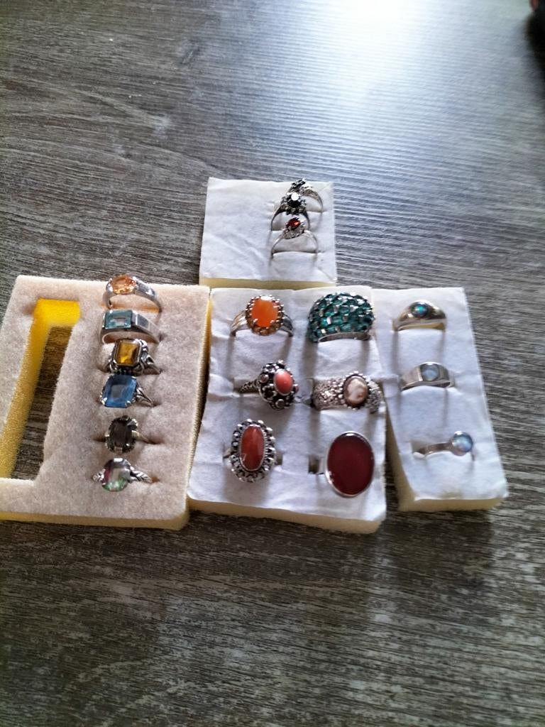 18 prachtige exclusieve zilveren ringen., Verzenden, Zilver, Ring
