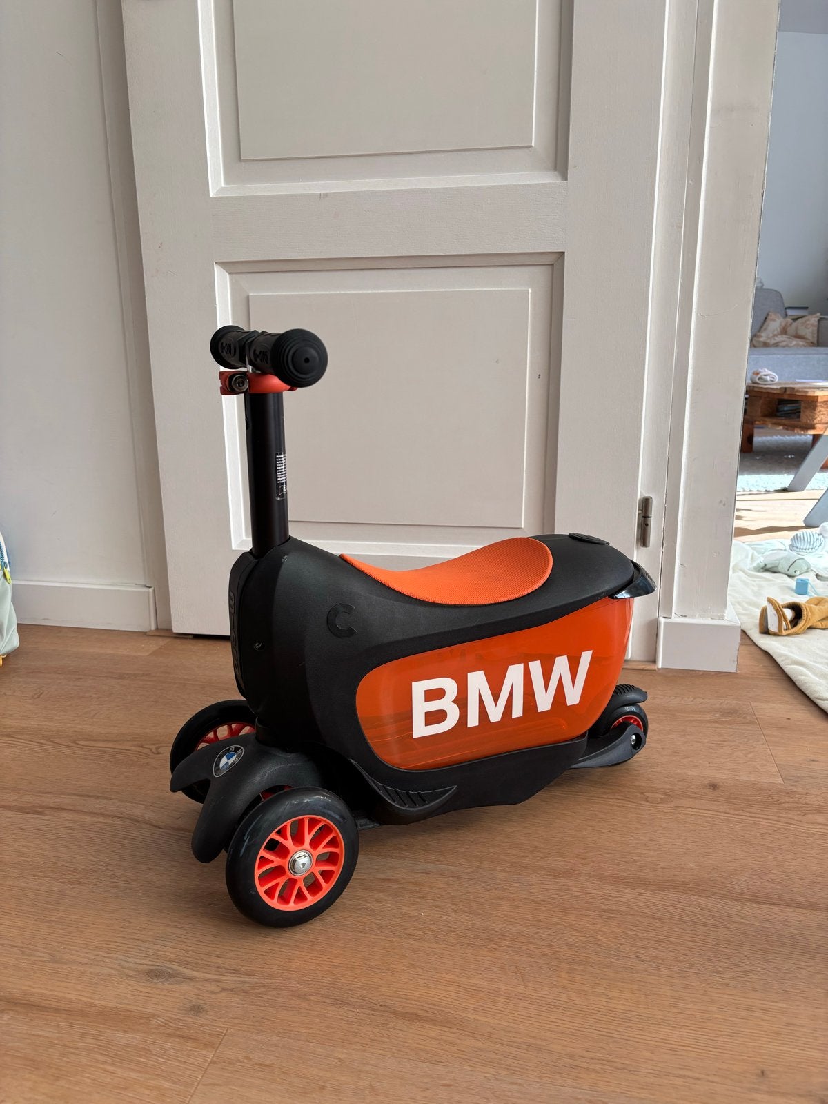 BMW Micro step met zitje Deluxe, Fietsen en Brommers, Ophalen, Zo goed als nieuw, Gewone step