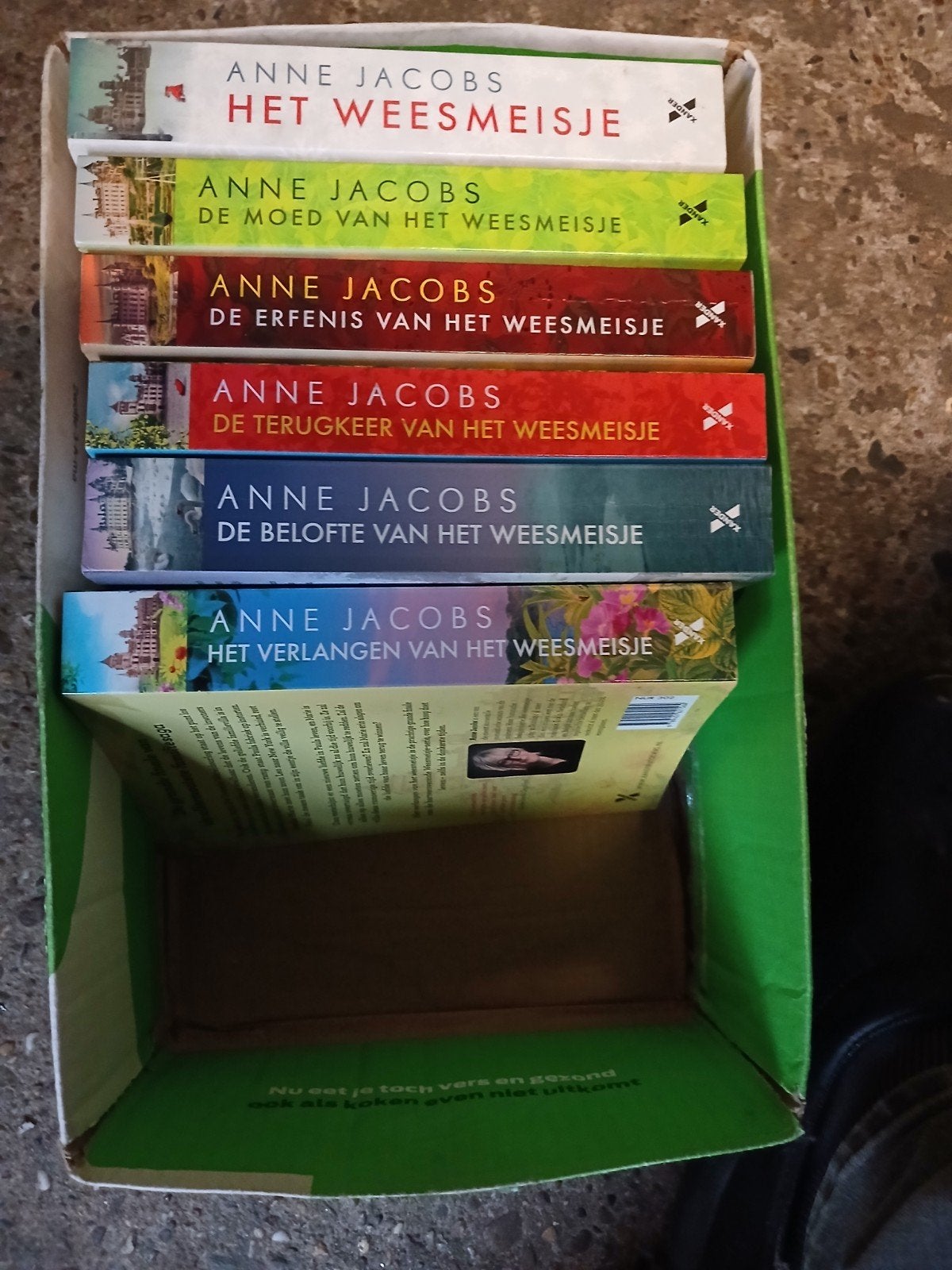 Anne Jacobs - Het Weesmeisje serie (6 boeken), Boeken, Ophalen of Verzenden, Zo goed als nieuw, Anne Jacobs, Nederland