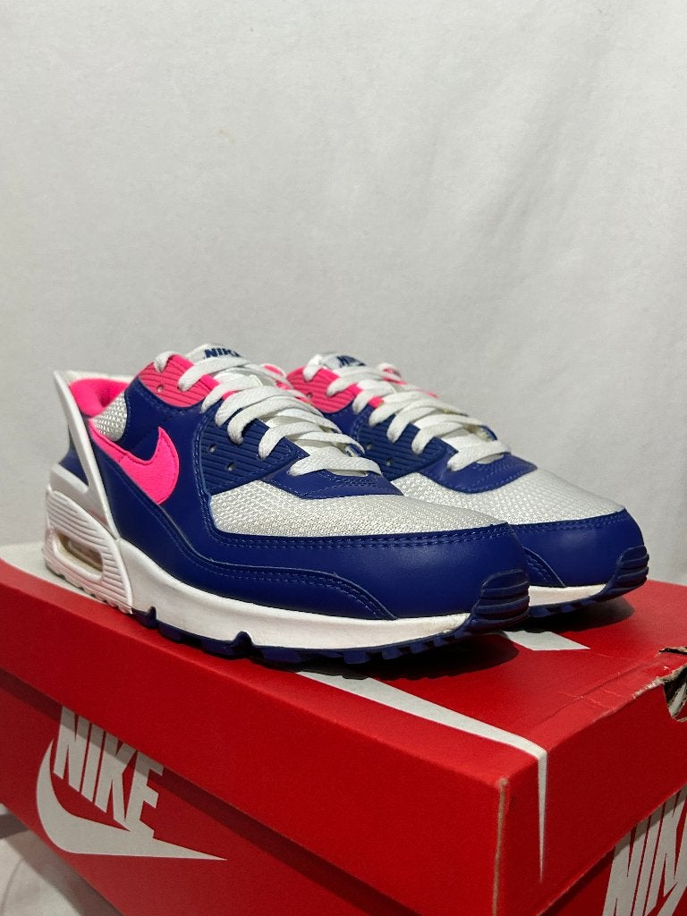BIJNA NIEUW Maat 45 - Nike Air Max 90 Flyease Blue Pink, Kleding | Heren, Schoenen, Overige kleuren, Verzenden, Nike, Nike