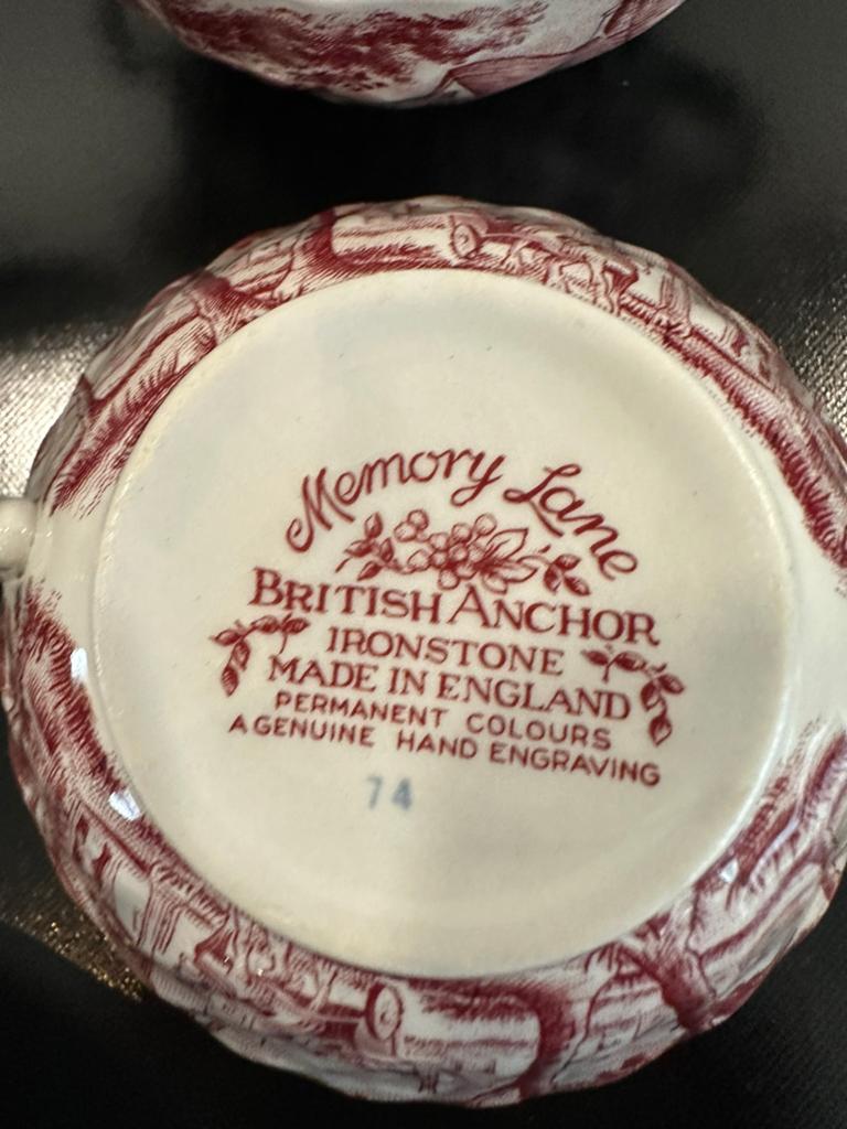 Engels servies, Ophalen