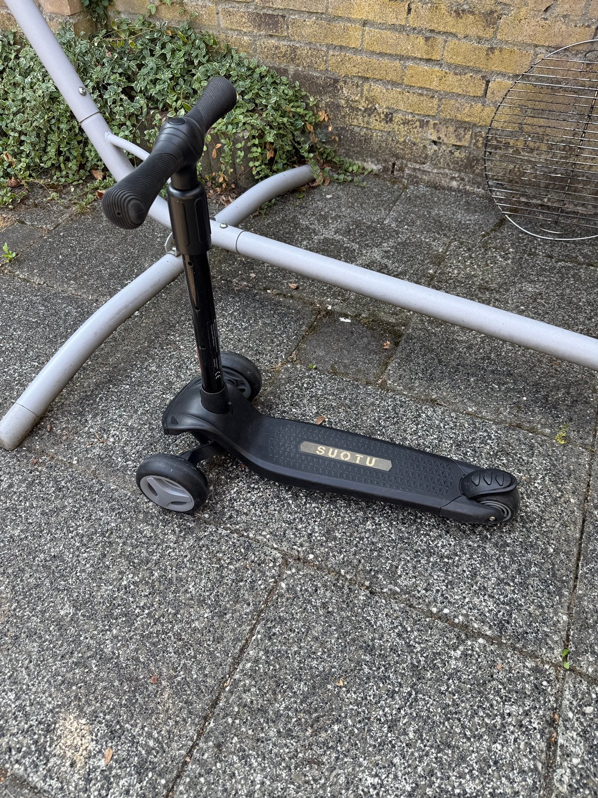 TE KOOP: Suotu driewiel step, Fietsen en Brommers, Steps, Ophalen, Zo goed als nieuw, Gewone step