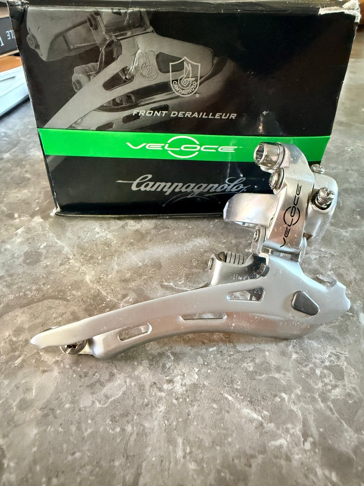 Vintage Campagnolo Veloce voorderailleur 2x10 speed, nieuw, Fietsen en Brommers, Nieuw, Ophalen of Verzenden, Derailleur of Ketting