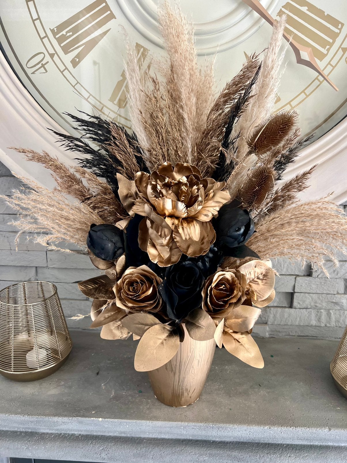 Opgemaakte vaas met goud en zwart.Nu 50!!!!, Huis en Inrichting, Woonaccessoires | Kunstplanten en Kunstbloemen, Ophalen, Binnen
