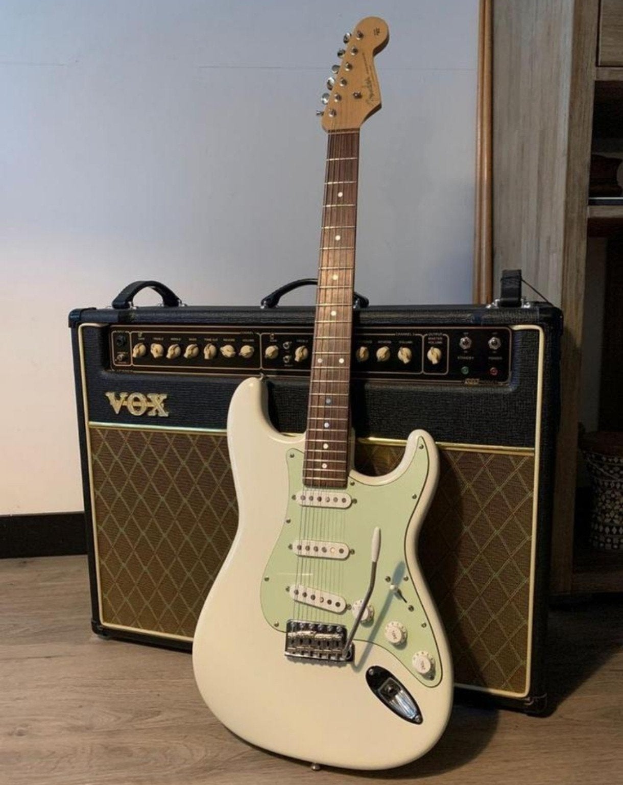 Fender Stratocaster 2012 - Olympic White met Koffer, Ophalen of Verzenden, Gebruikt, Solid body, Fender