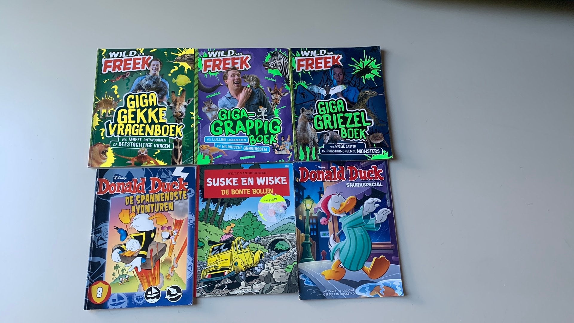Leesset voor op vakantie(strips), Ophalen of Verzenden, Gelezen, Verhalen