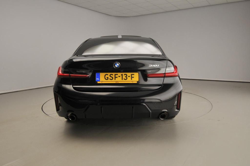 BMW 3 Serie Sedan 318i | M-Sportpakket | LED | Leder | HUD |, Auto's, BMW, Automaat, 1998 cc, Gebruikt, Euro 6