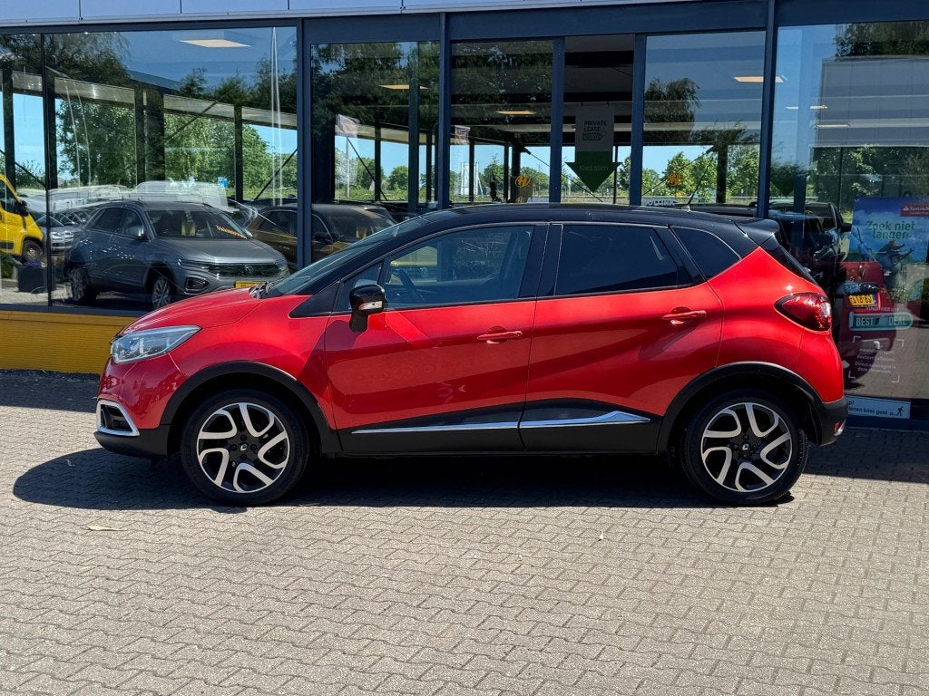 Renault Captur 0.9 TCe Helly Hansen - camera - navi - clima, Voorwielaandrijving, 898 cc, Gebruikt, Lichtsensor