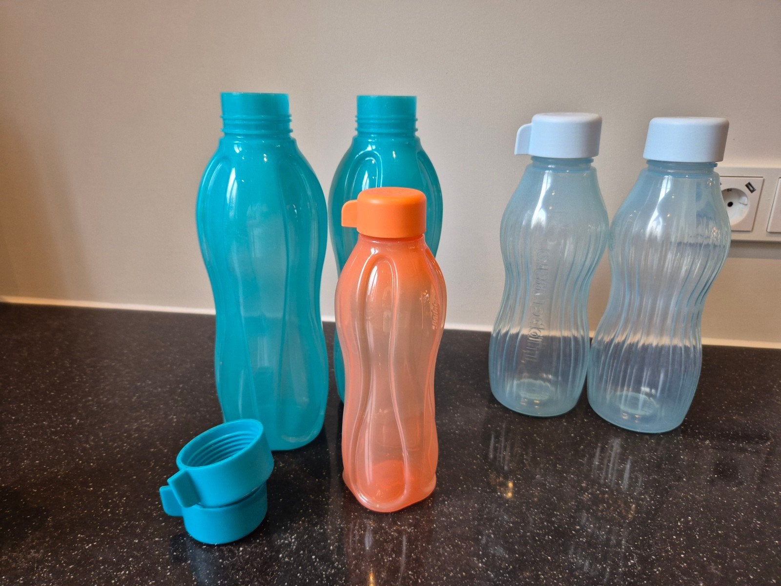 Tupperware flessen, Ophalen of Verzenden, Nieuw, Blauw, Beker of Kan