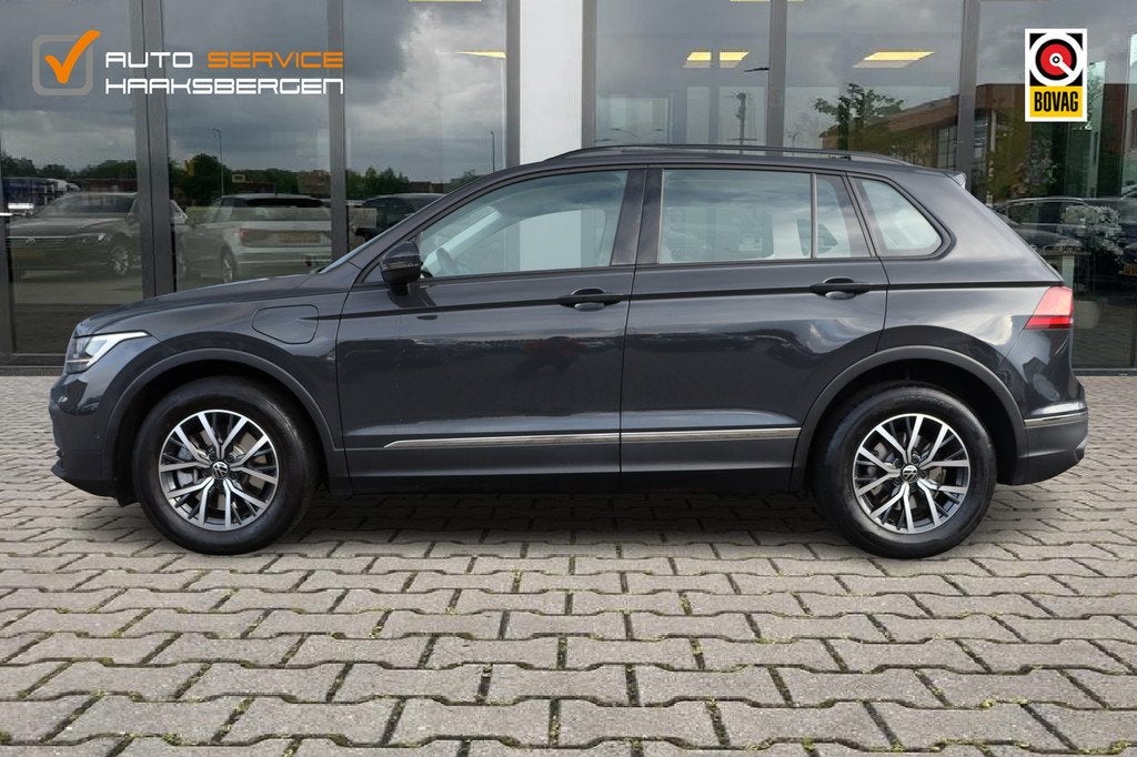 Volkswagen Tiguan 1.4 TSI eHybrid Life | Trekhaak | Camera |, 1716 kg, Stof, 4 cilinders, Hybride Elektrisch/Benzine