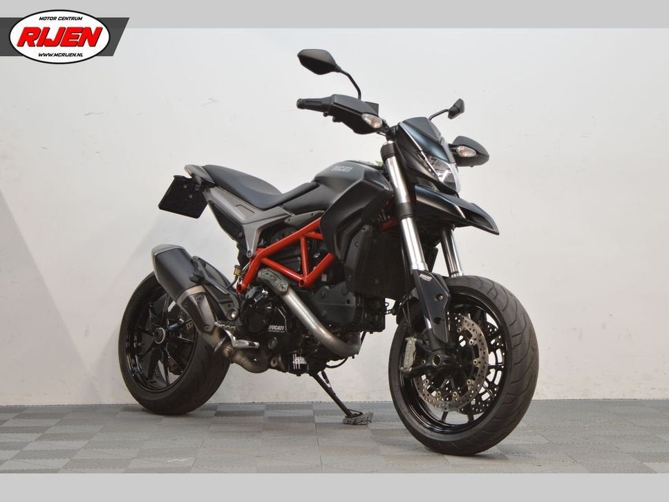 DUCATI HYPERMOTARD 821 (bj 2014), Motoren, DUCATI, 2 cilinders, Motorrijbewijs A, Bedrijf
