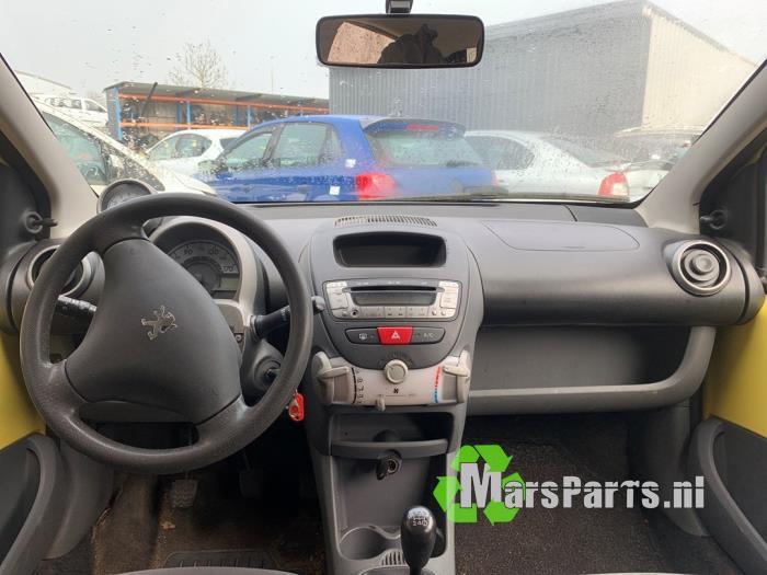 Combischakelaar Stuurkolom van een Peugeot 107