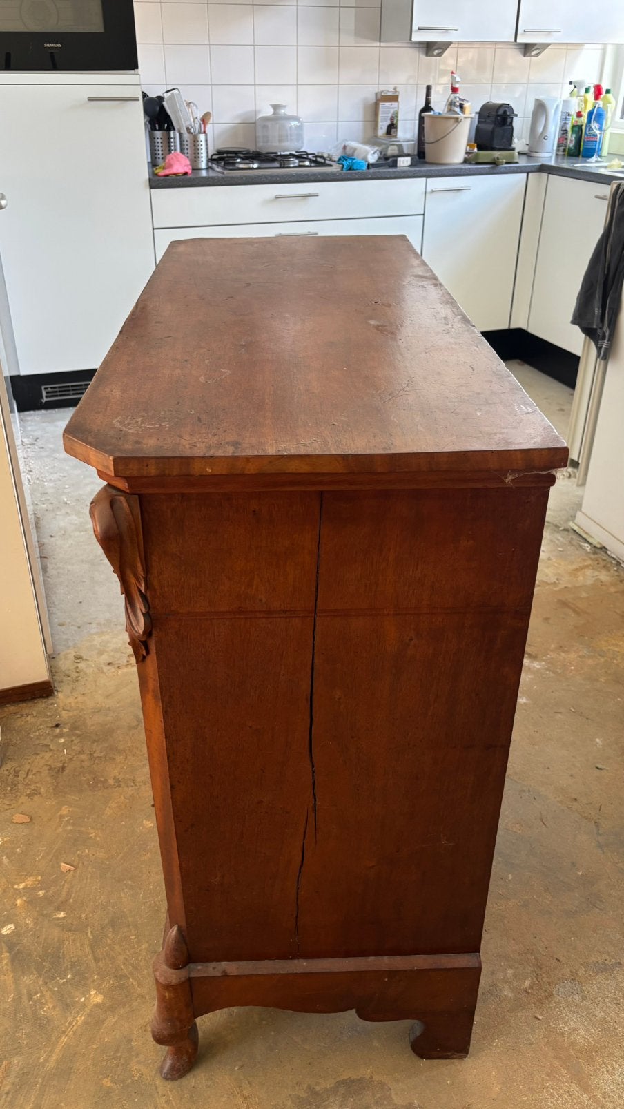 Foto 5 van Klassiek Biedermeier houten kast met lade en 2 deuren
