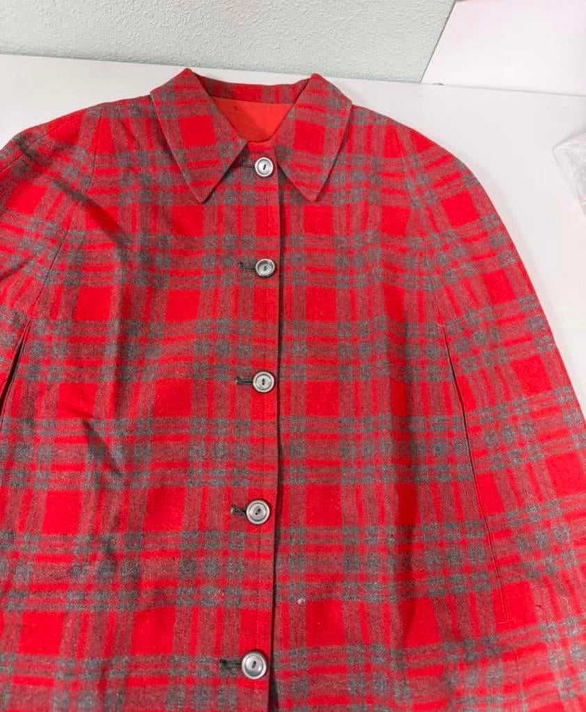 Vintage rode wollen mantel jas cape poncho met ruit L 100cm, Ophalen of Verzenden, Zo goed als nieuw, H, H