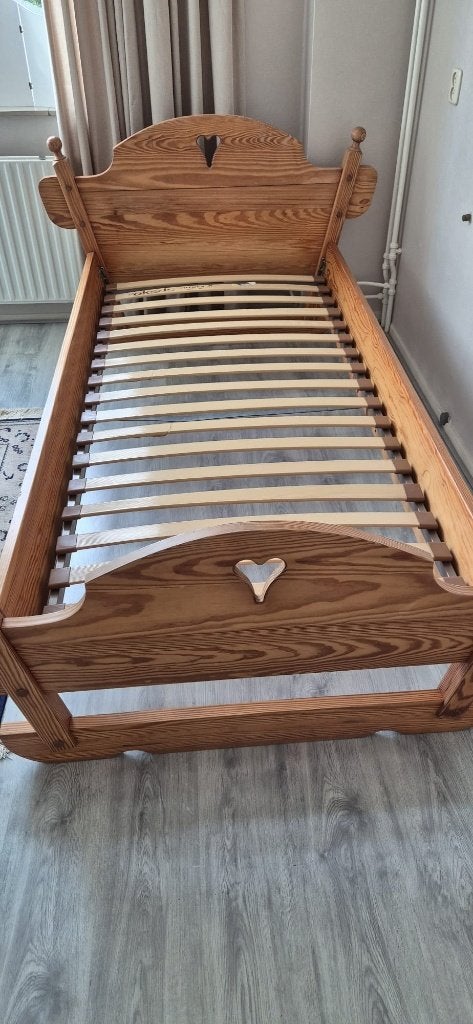 1 persoons bed met lattenbodem, Huis en Inrichting, Slaapkamer | Bedden, Ophalen, Gebruikt, 90 cm, Eenpersoons
