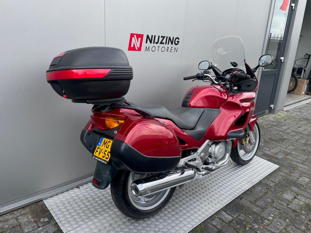HONDA NT 650 V DEAUVILLE (bj 2001), Motoren, Motoren | Honda, 2 cilinders, HONDA, Bedrijf, Onbekend