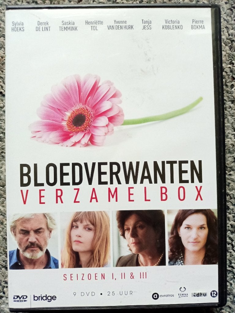 Bloedverwanten verzamelbox seizoen 1,2,3. Gehele serie!!!, Ophalen of Verzenden, Zo goed als nieuw, Nederlands, Complete serie