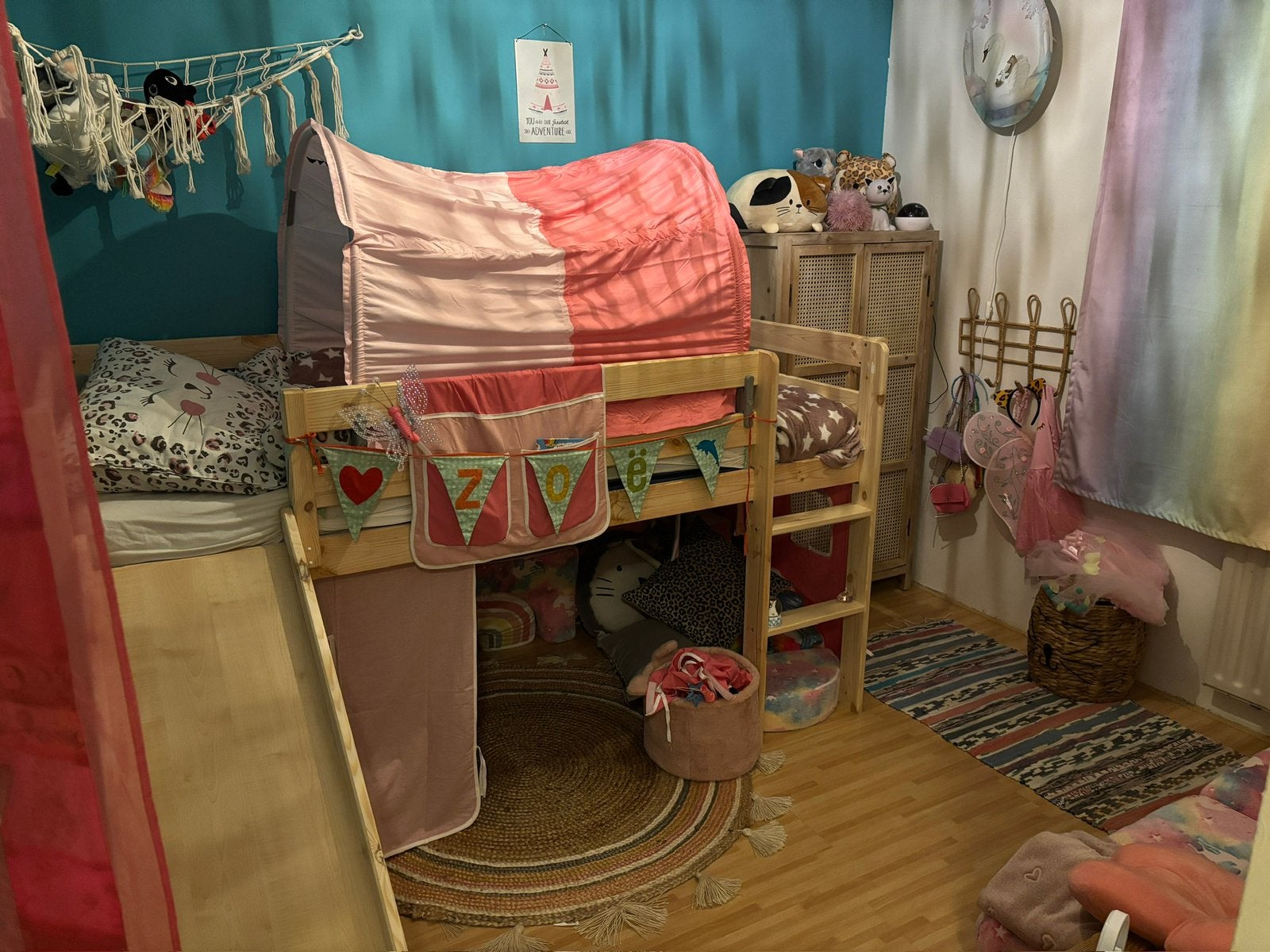 Halfhoogslaper met glijbaan, Kinderen en Baby's, Kinderkamer | Stapelbedden en Hoogslapers, Ophalen, Zo goed als nieuw, Halfhoogslaper