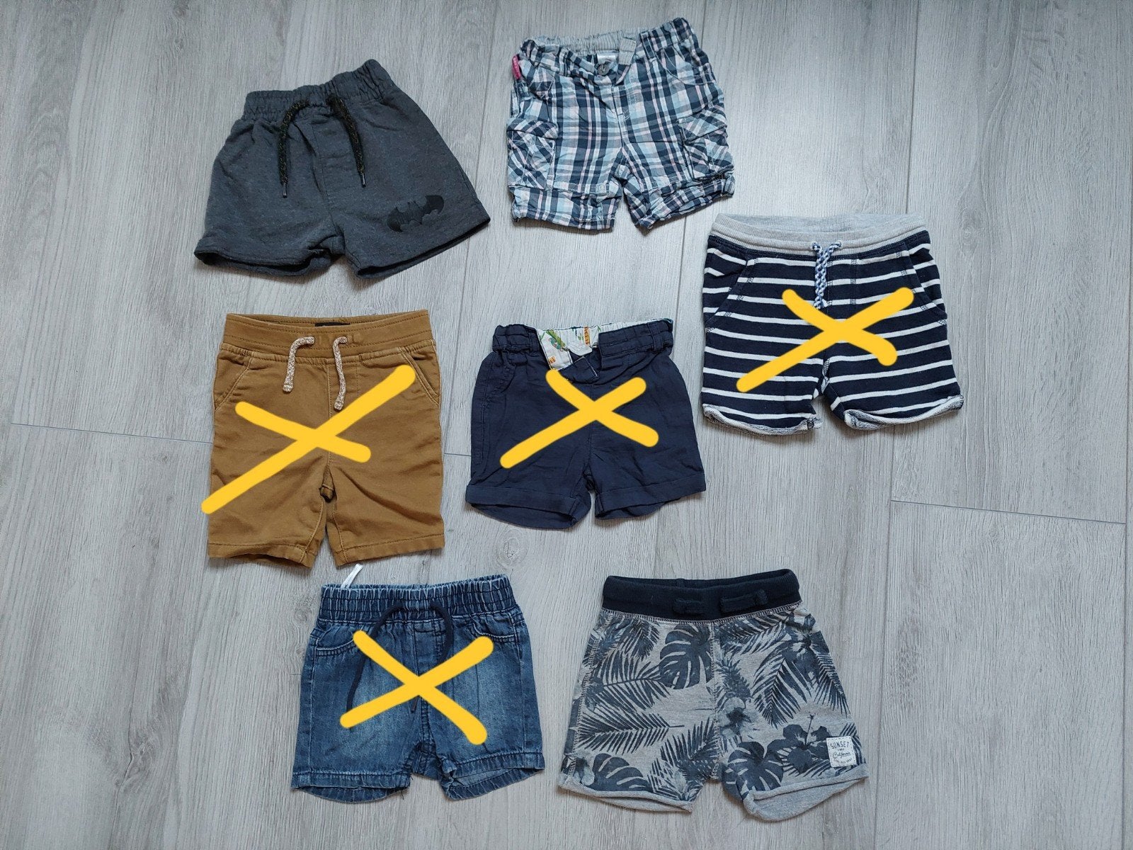 Korte broeken maat 74 jongen shorts korte broek short broek, Ophalen of Verzenden, Zo goed als nieuw, Jongetje, Broekje