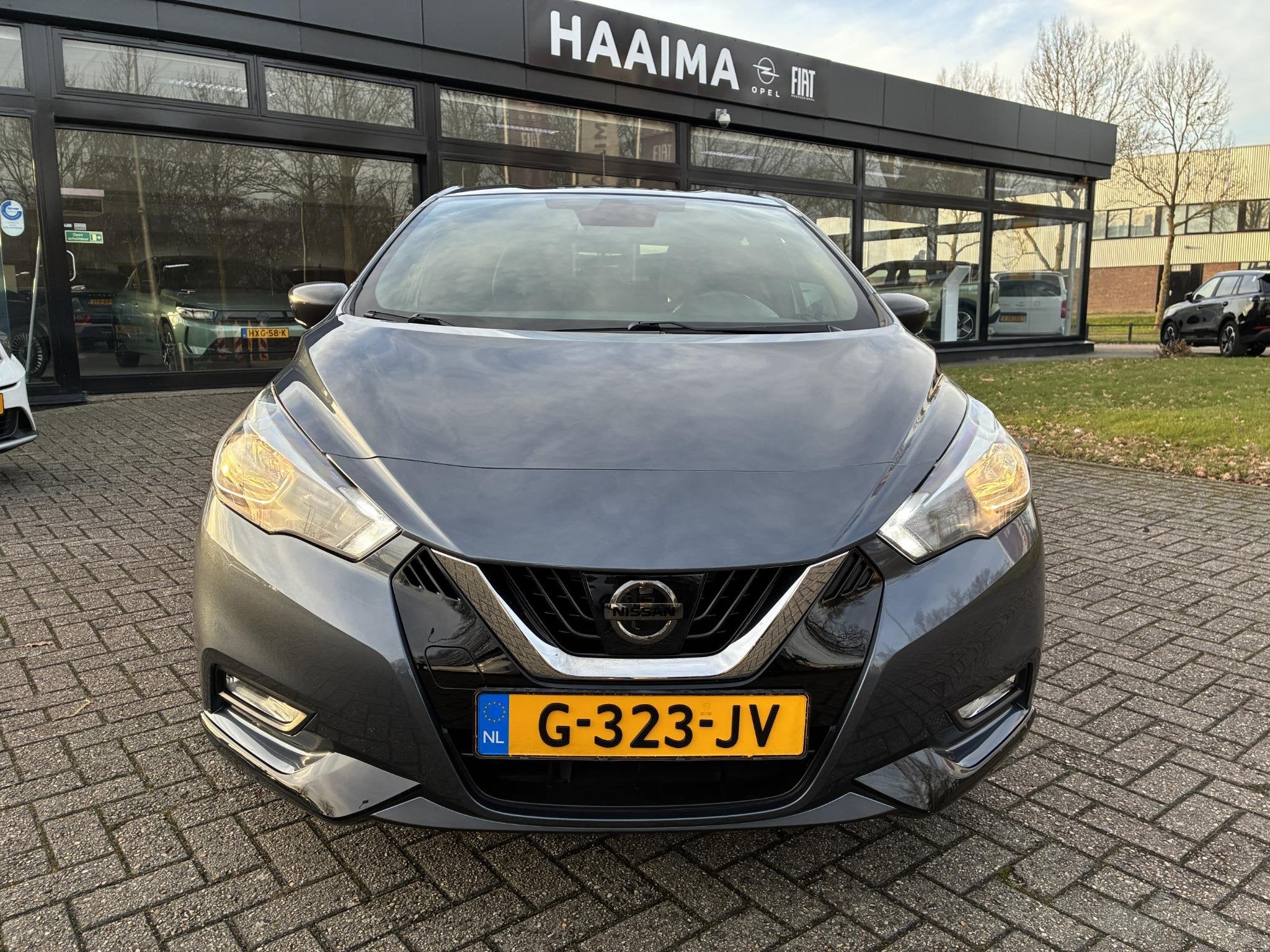 Nissan Micra 1.0 IG-T N-Sport 5-Deurs | Airconditioning | Na, Auto's, Voorwielaandrijving, Lichtsensor, Origineel Nederlands, Zilver of Grijs