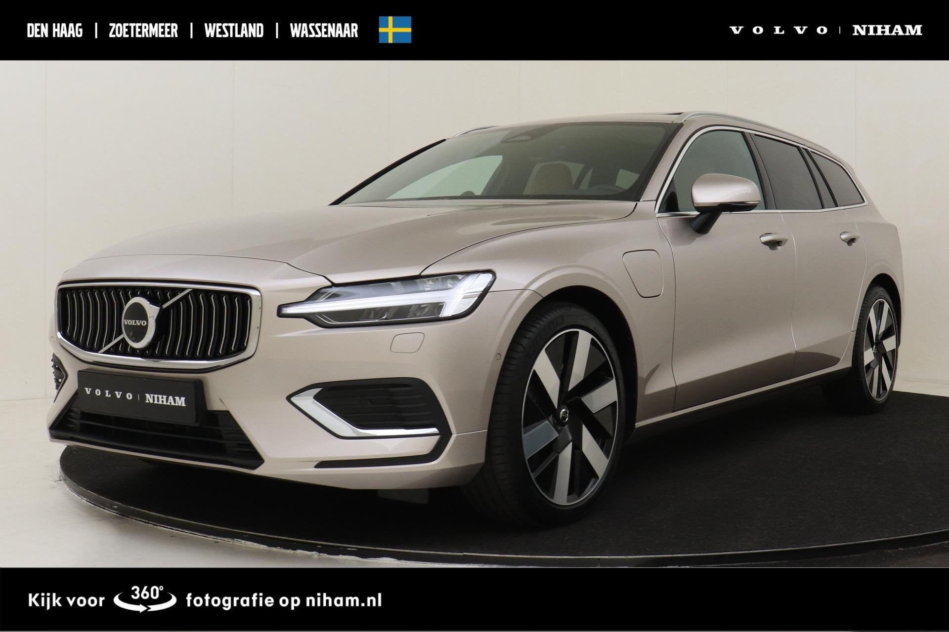 Volvo V60 T6 PLUG-IN HYBRID AWD ULTRA BRIGHT *VOL!* -PANO.DA, Automaat, 12 maanden, Euro 6, Leder