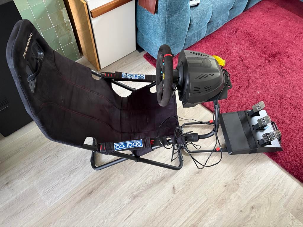 Thrustmaster T300RS GT met Playseat Challenge, Spelcomputers en Games, Games | Overige, Zo goed als nieuw, Racen en Vliegen, 1 speler