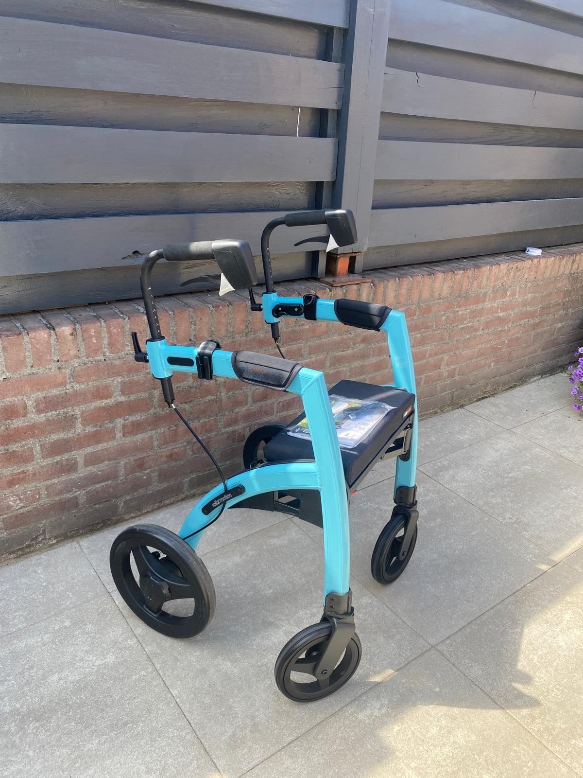 Rollz Rollator/ rolstoel, Ophalen, Nieuw, Duwrolstoel