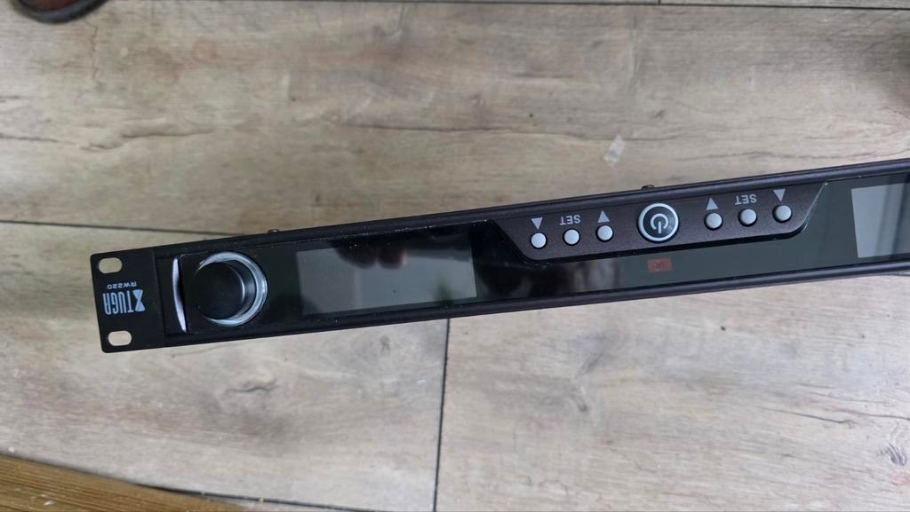 Tugan RWM220 Professionele Draadloze Microfoon Ontvanger, Ophalen of Verzenden