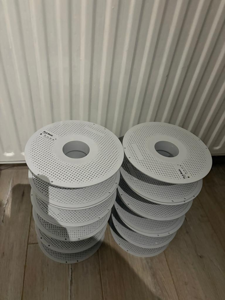 10x bambu lab spoel (low), Computers en Software, 3D Printers, Ophalen of Verzenden, Zo goed als nieuw