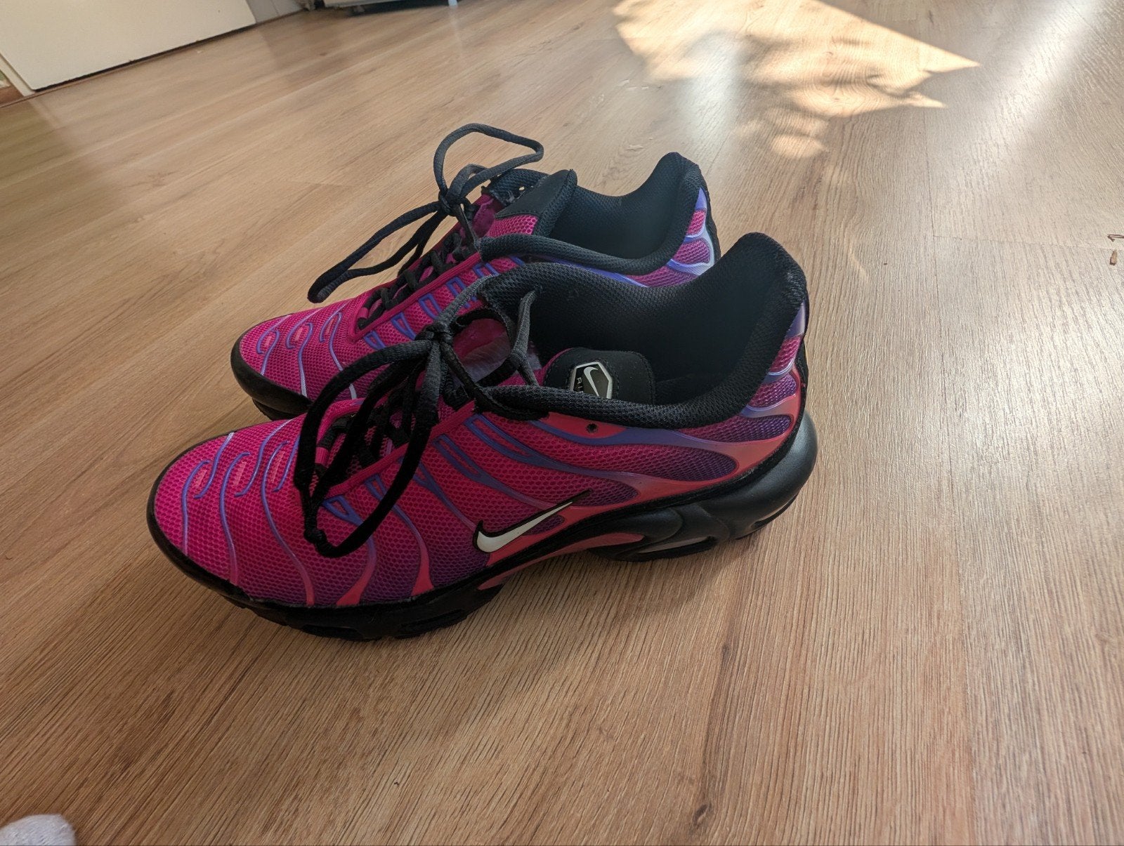 Nike TN Max Tuned Fireberry - Maat 44, Kleding | Heren, Ophalen of Verzenden