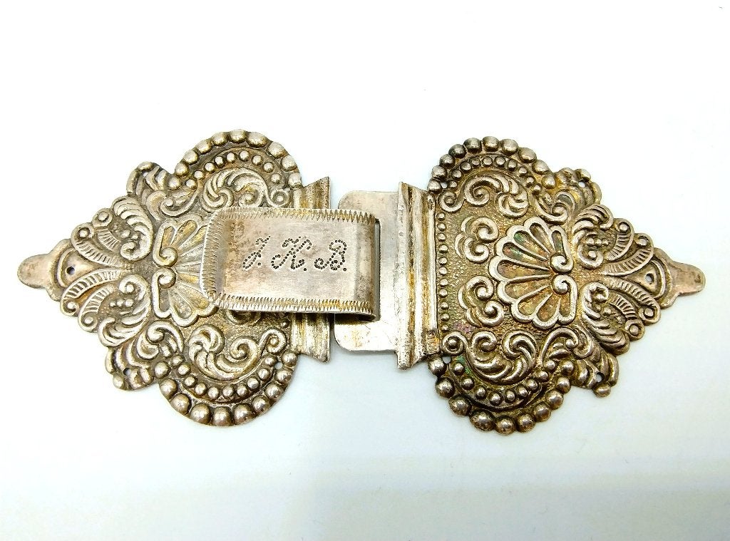 Zilveren schorteslot, E. Drost uit Meppel, ca. 1910