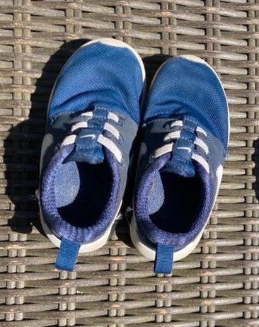 Nike roshe one - Maat 26, Ophalen of Verzenden, Gebruikt, Jongen of Meisje, Sportschoenen