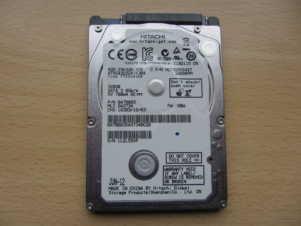 Hitachi Travelstar Z5K320 320GB 5400RPM SATA 3Gbps 8MB Cache, Intern, Ophalen of Verzenden, Zo goed als nieuw, 320 Gb
