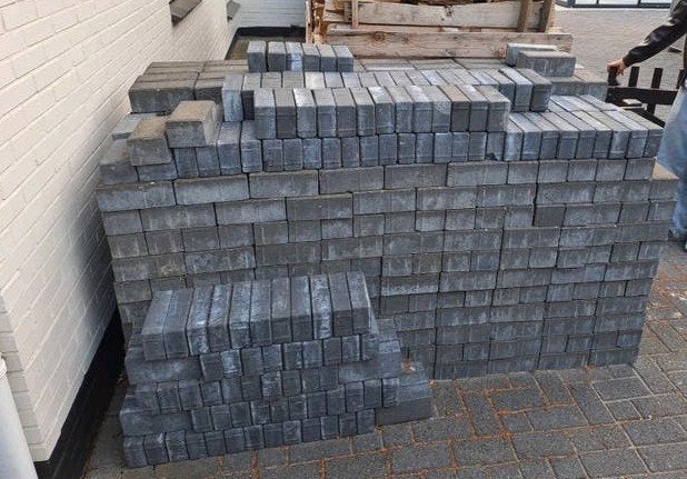 Klinkers antraciet kleur TEAB, Ophalen, Beton, Klinkers