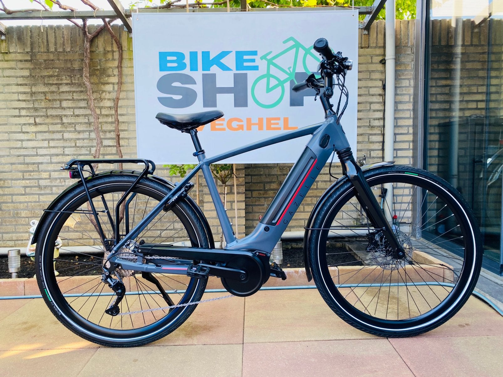 Gazelle Ultimate T10 Bosch Middenmot Active Line Plus.Km3606