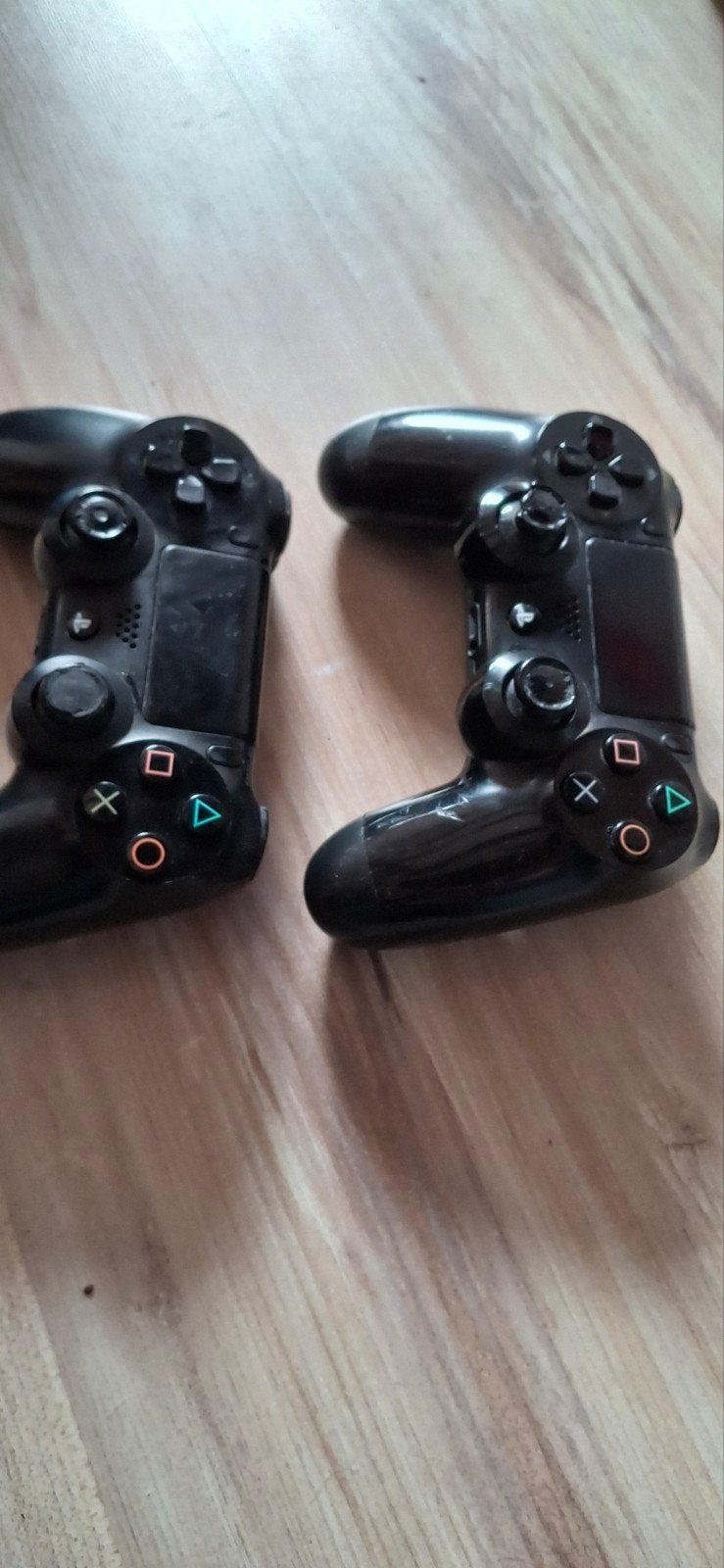 PS4 met 2 controllers en 15 games, Met 2 controllers, Ophalen of Verzenden, Pro, Gebruikt