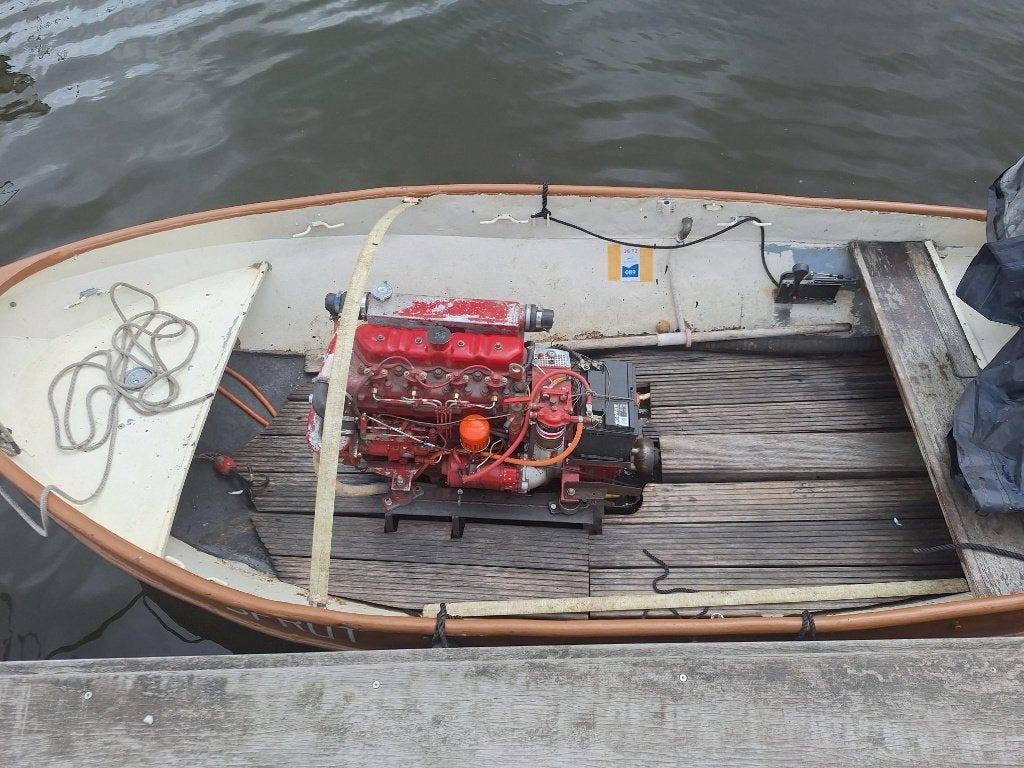 slepertje,duwvletje,opduwer,inruil,, Watersport en Boten, Motorboten en Motorjachten, Gebruikt, 4 m, Binnenboordmotor, Diesel