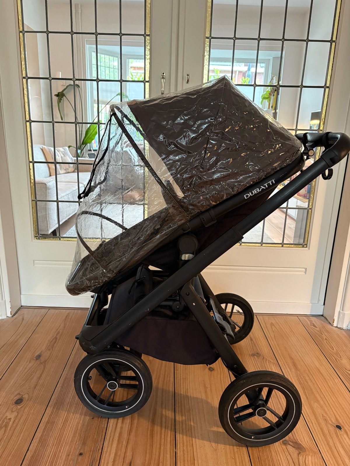 Dubatti One kinderwagen met reiswieg, zitje en accesoires, Kinderen en Baby's, Kinderwagens en Combinaties, Gebruikt, Luchtbanden