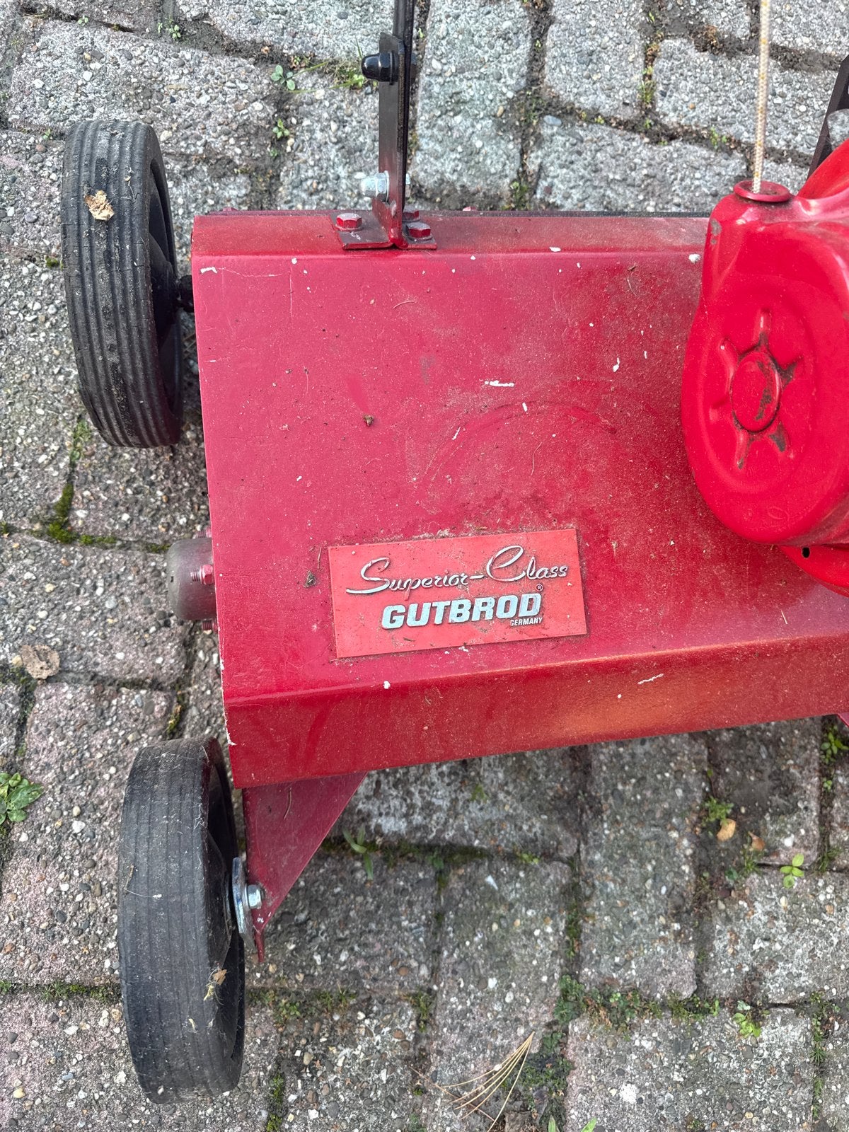 Gutbrod Superior Class Verticuteermachine met Honda G200 mot, Ophalen of Verzenden, Gebruikt, Benzine-grasmaaier