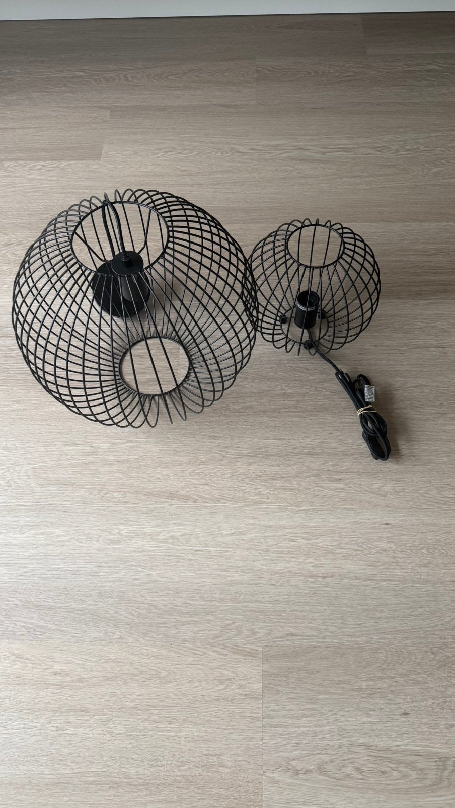 Zwart metalen hanglamp met tafellampje, Ophalen of Verzenden, Zo goed als nieuw