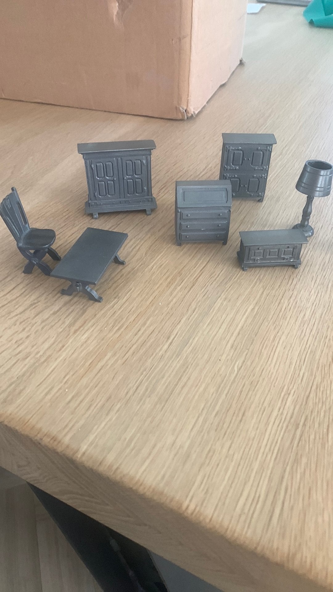 Miniatuur tinnen meubelen, Ophalen of Verzenden, Zo goed als nieuw, Poppenhuis
