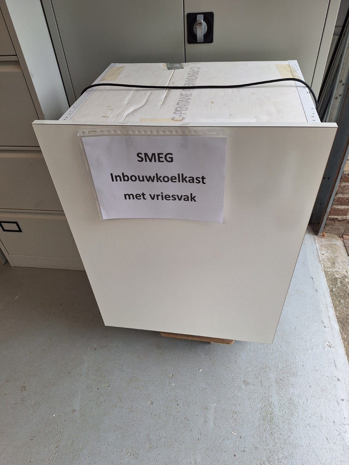 Smeg FR132A7 Inbouwkoelkast met vriesvak, Witgoed en Apparatuur, Ophalen, Gebruikt, Minder dan 85 cm, 100 tot 150 liter
