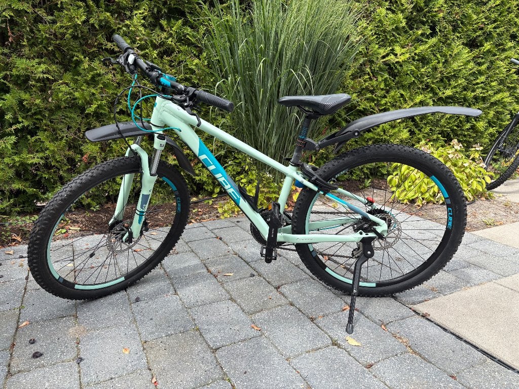 Cube Acid 260 Race - Zo goed als nieuw, Fietsen en Brommers, Fietsen | Kinderfietsjes, Ophalen, 20 inch of meer, Zo goed als nieuw