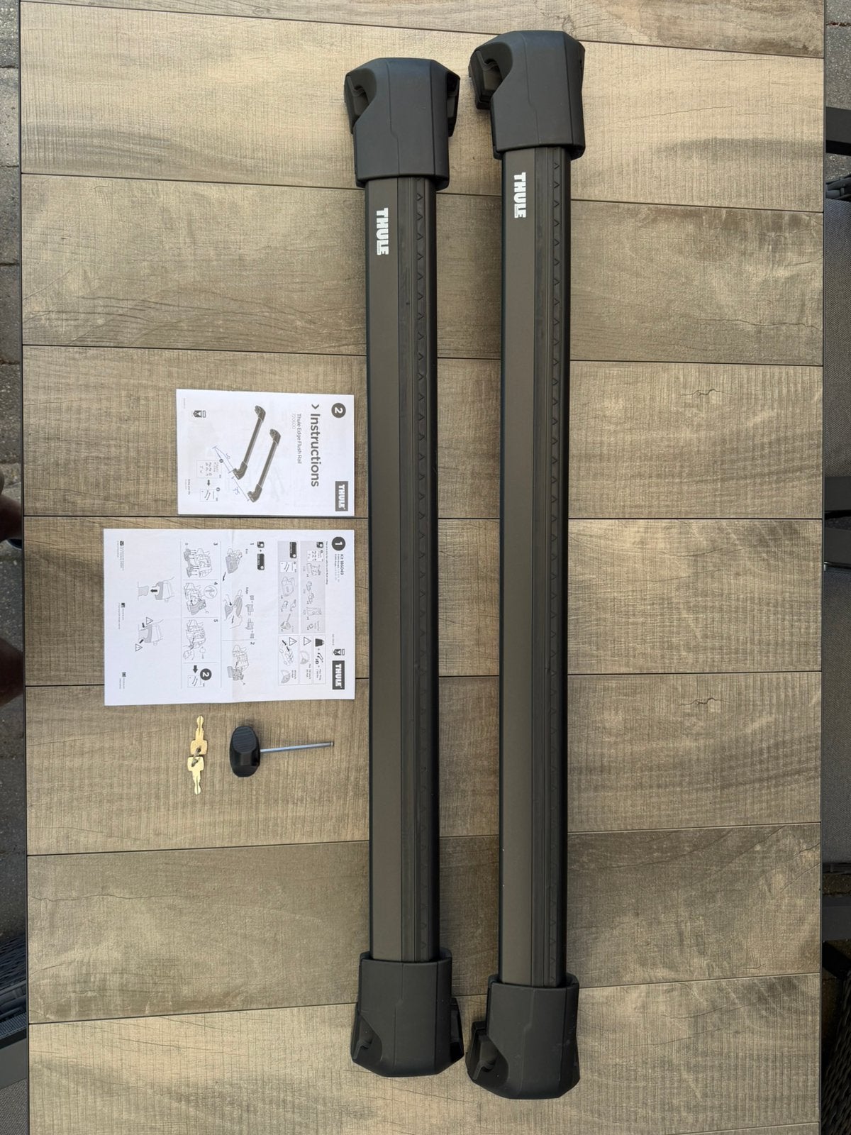 Thule WingBar Edge dakdragers Ford Kuga / Escape 2020+, Auto diversen, Dakdragers, Ophalen, Gebruikt