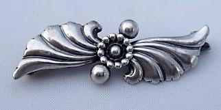 Hermann Siersbol - Vintage 830 zilver broche met blaadjes, Ophalen, Zo goed als nieuw, Zilver, Zilver